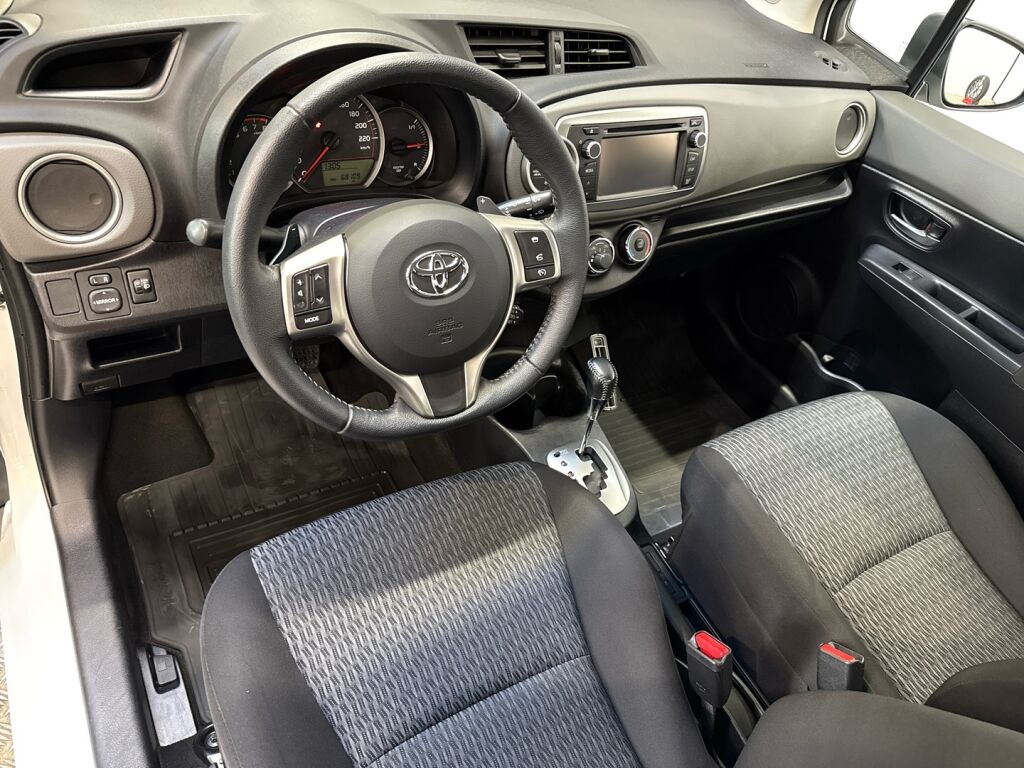 Toyota Yaris 2014 Valkoinen