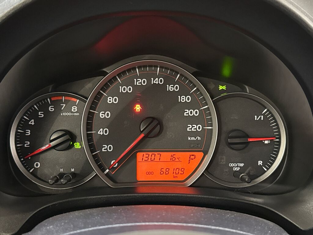 Toyota Yaris 2014 Valkoinen