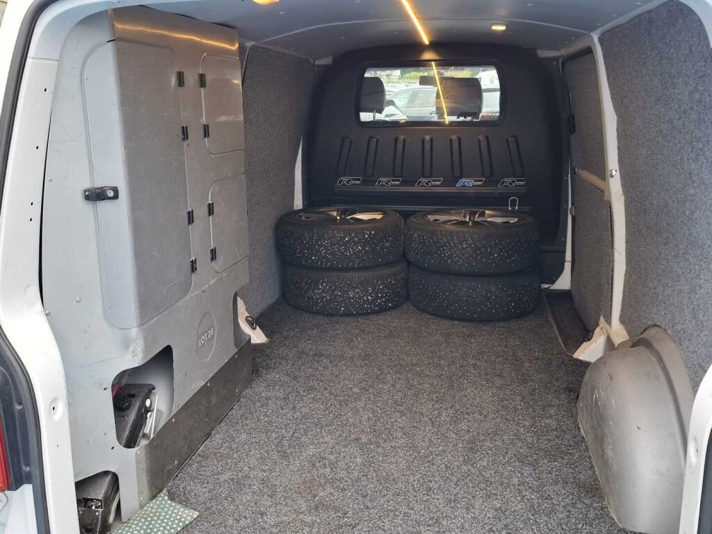 Volkswagen Transporter 2014 Valkoinen