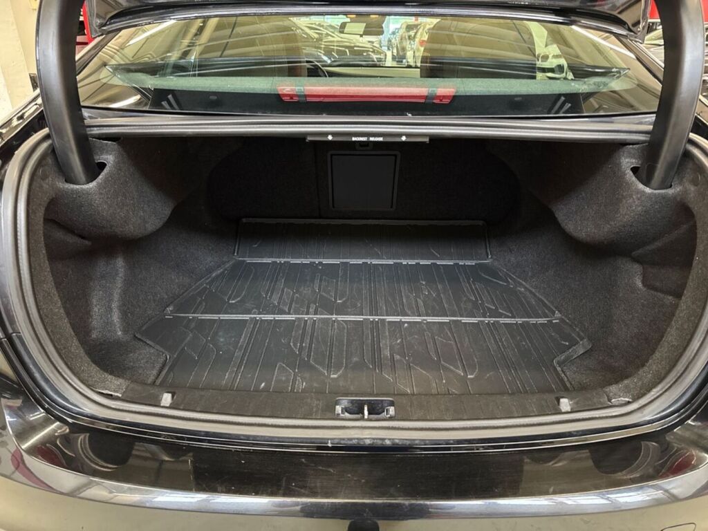 Volvo S60 2014 Musta