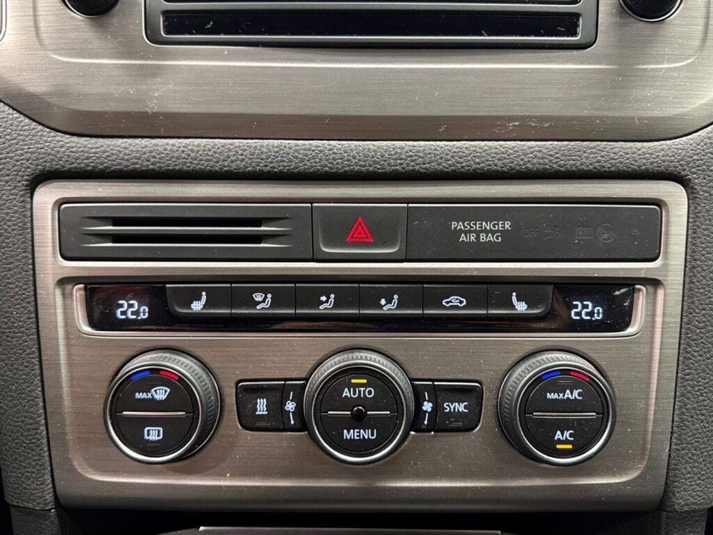 Volkswagen Golf Sportsvan 2014 Harmaa