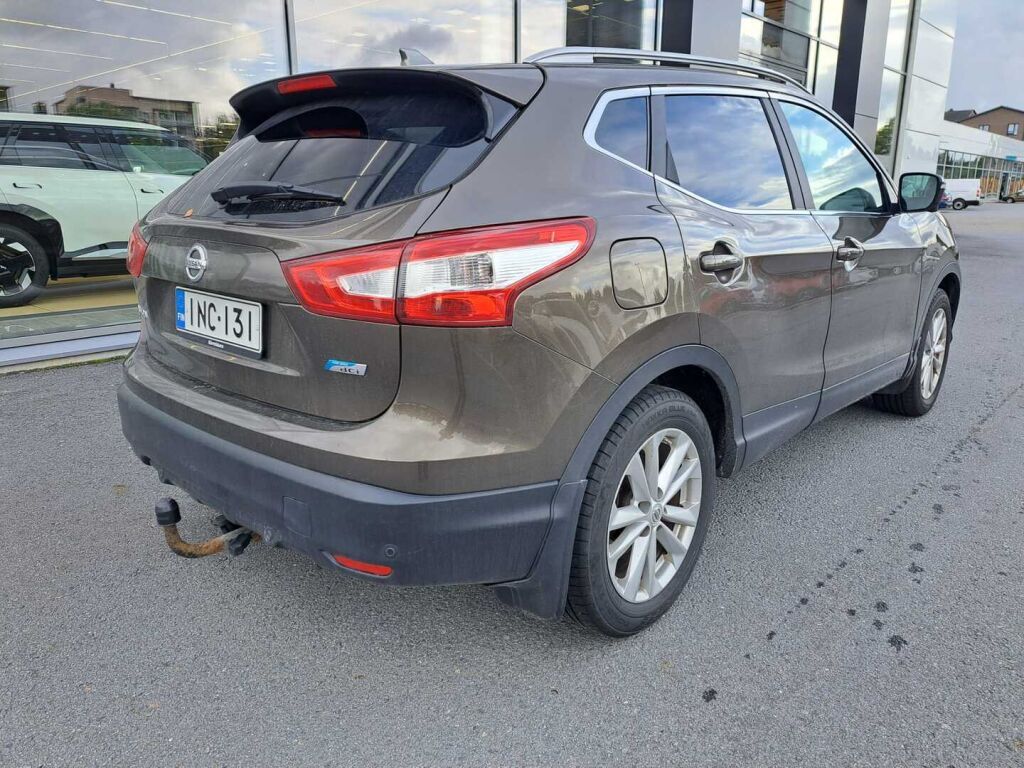 Nissan Qashqai 2014 Ruskea (beige)