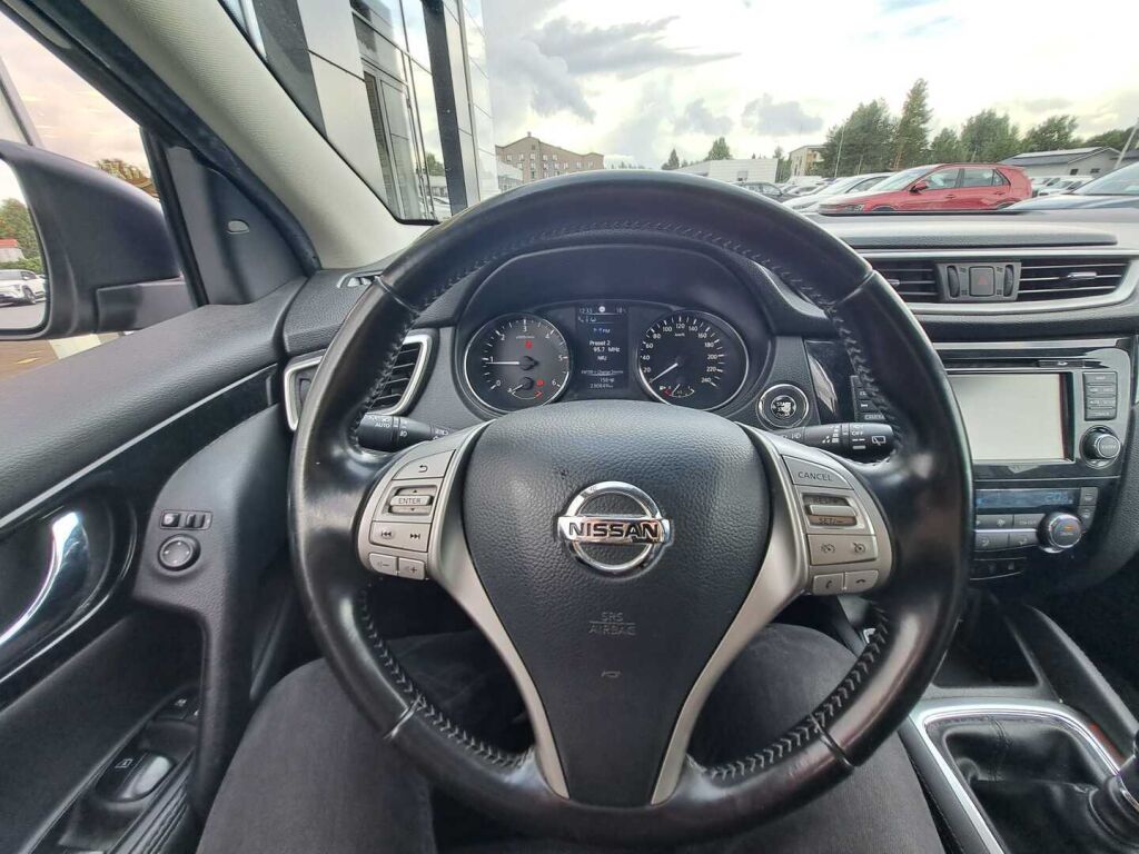 Nissan Qashqai 2014 Ruskea (beige)