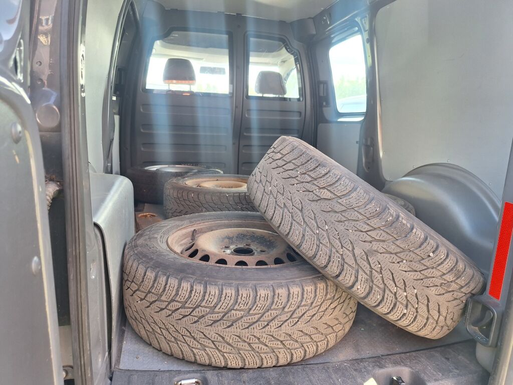 Volkswagen Caddy Maxi 2014 Harmaa