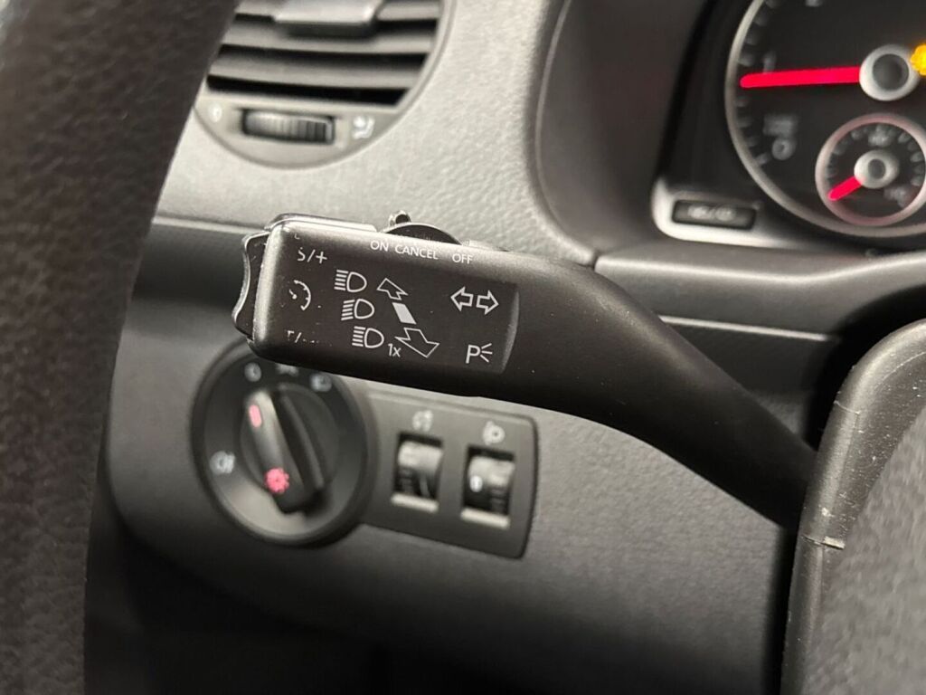 Volkswagen Caddy Maxi 2014 Harmaa
