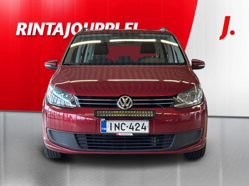 Volkswagen Touran 2014 Metallinhohto Punainen