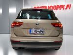 Volkswagen Tiguan 2017 Ruskea (beige)