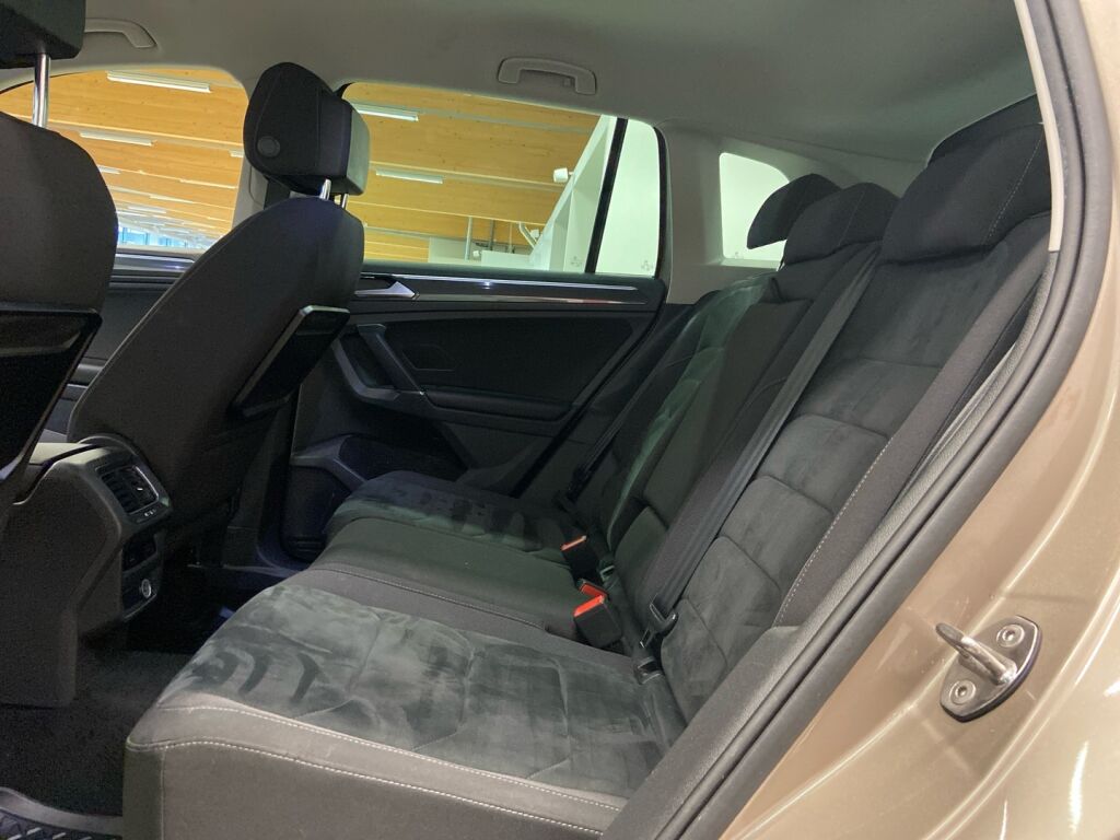 Volkswagen Tiguan 2017 Ruskea (beige)