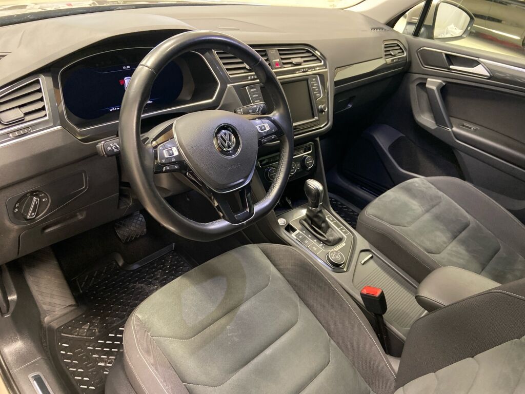 Volkswagen Tiguan 2017 Ruskea (beige)
