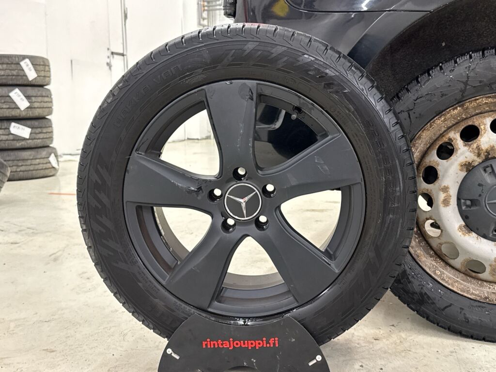 Mercedes-Benz Vito 2016 Musta