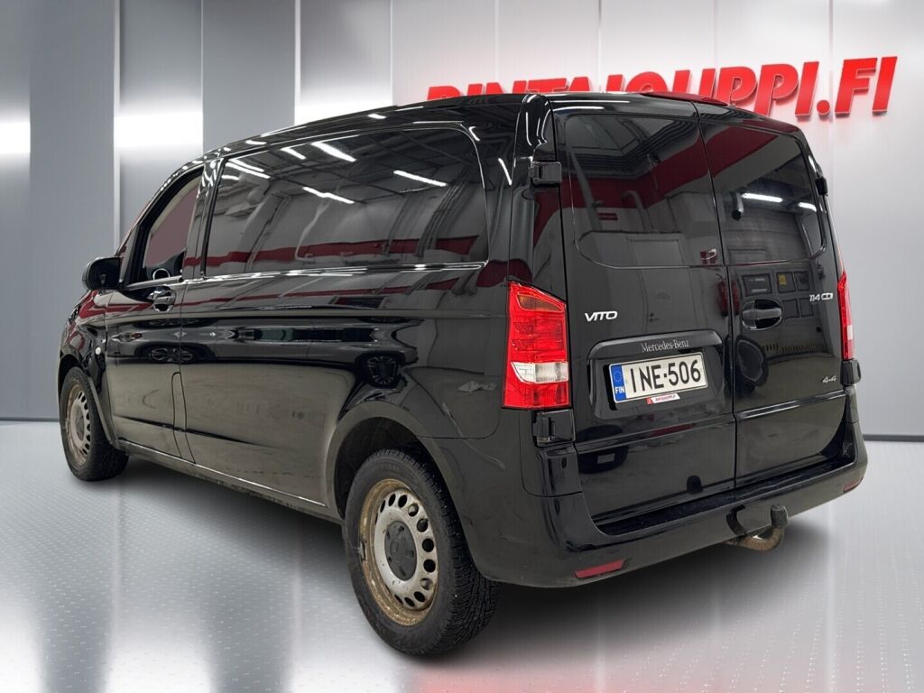 Mercedes-Benz Vito 2016 Musta