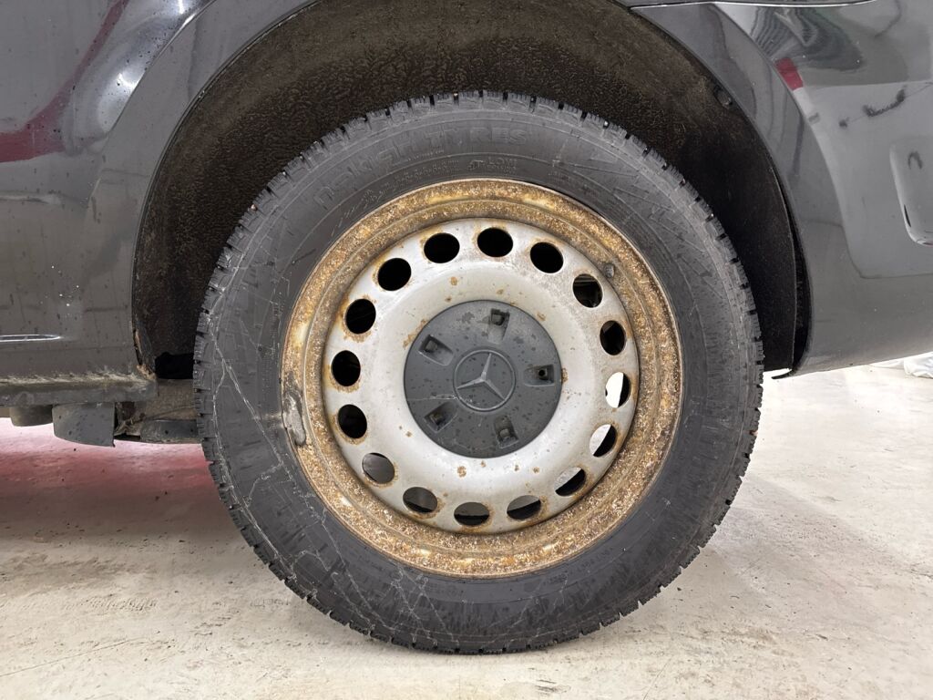 Mercedes-Benz Vito 2016 Musta