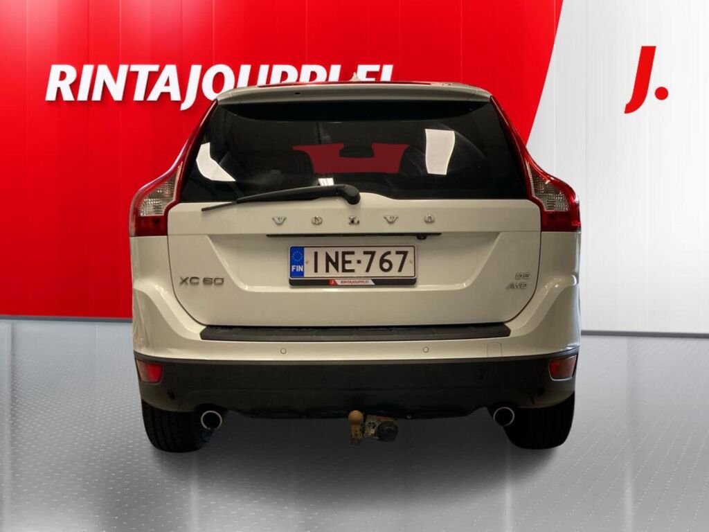 Volvo XC60 2009 Valkoinen