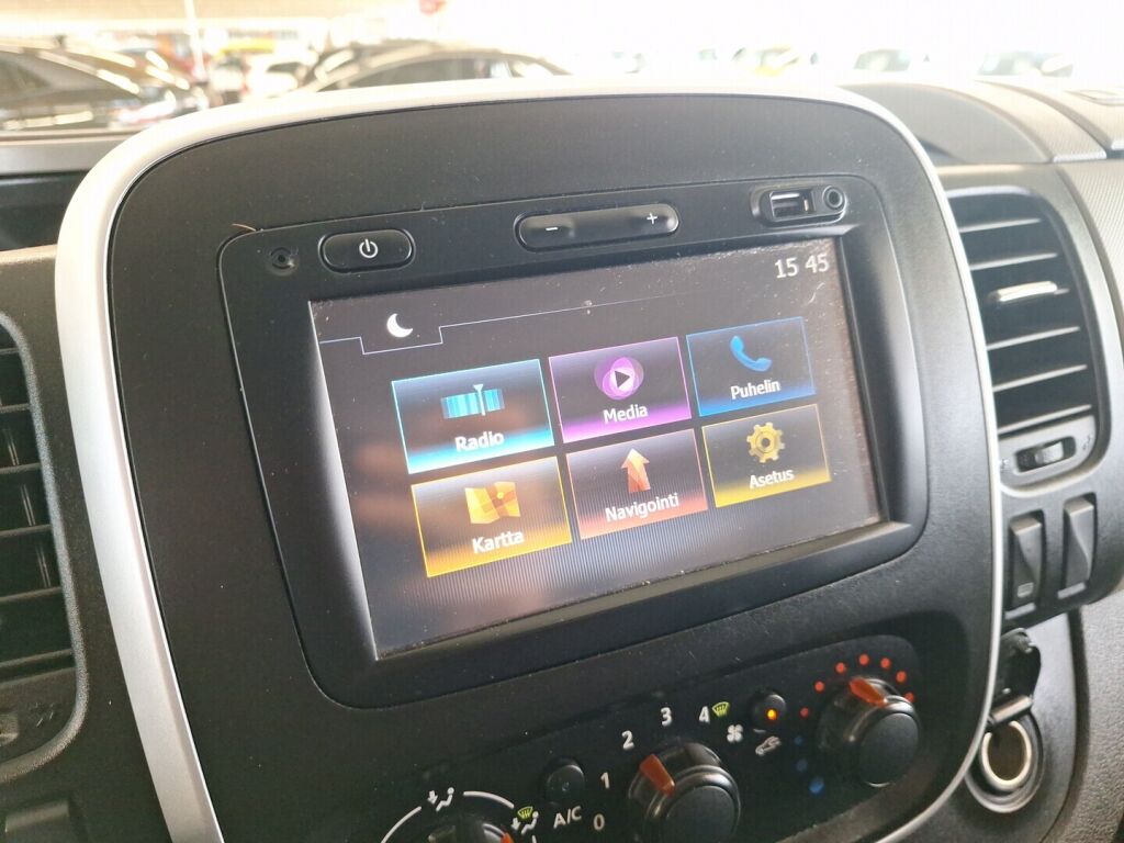 Nissan NV300 2016 Valkoinen