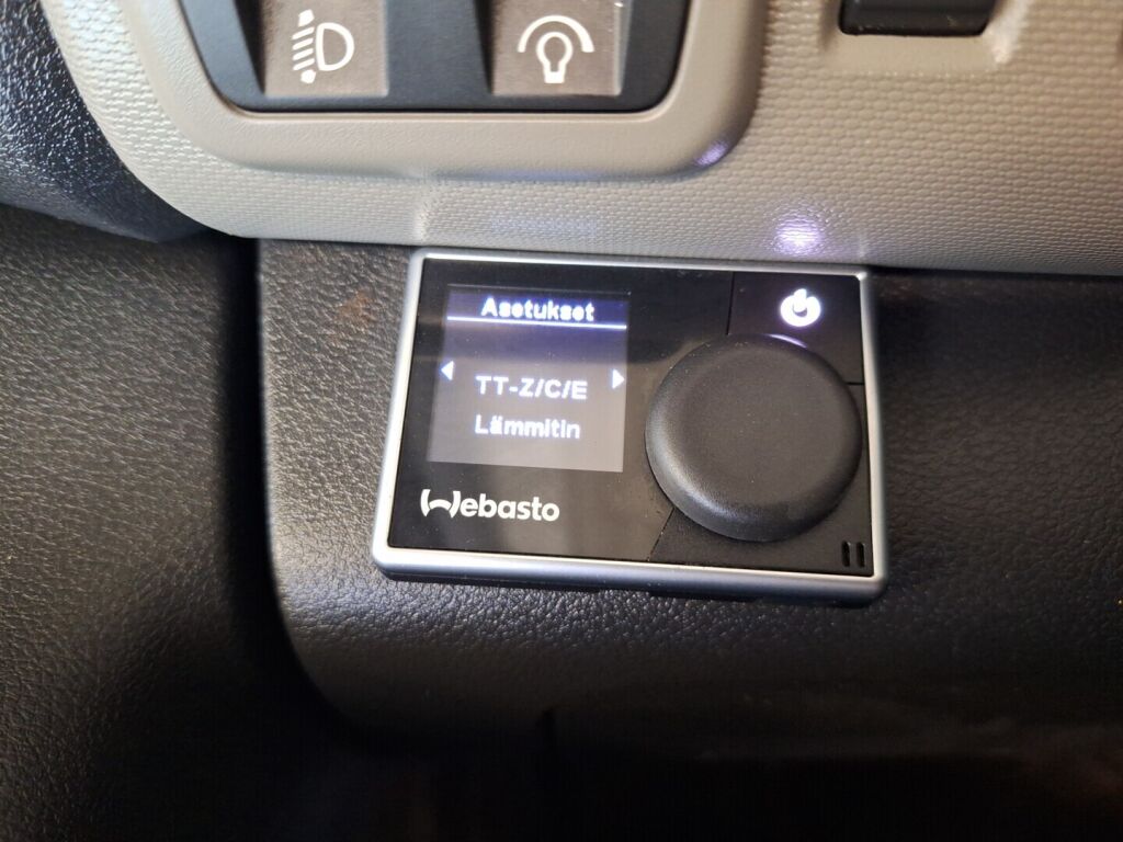 Nissan NV300 2016 Valkoinen