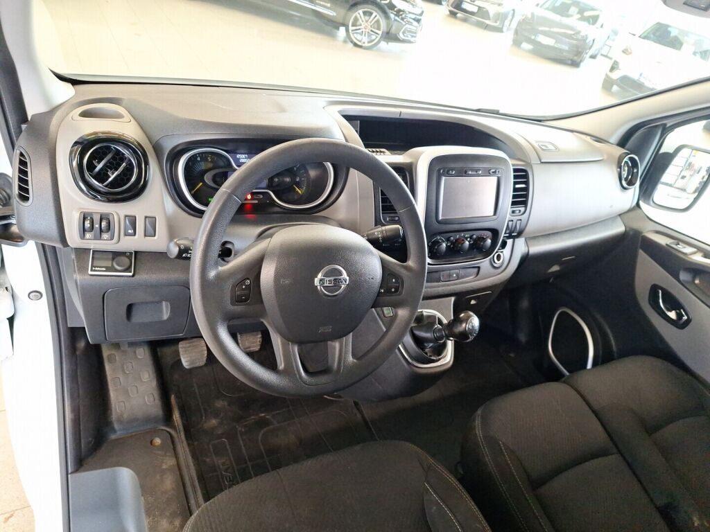 Nissan NV300 2016 Valkoinen