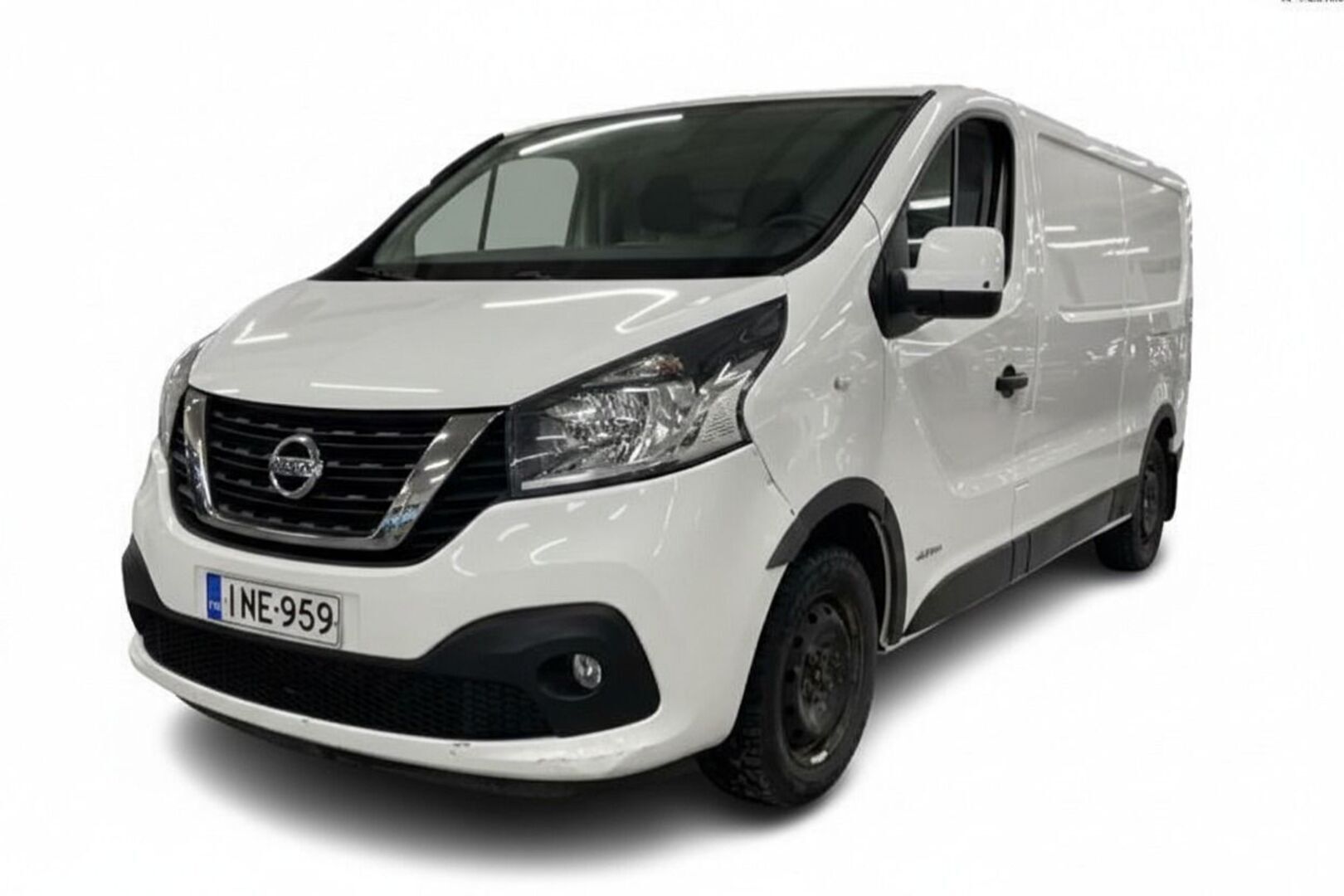 Nissan NV300