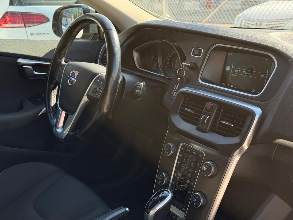 Volvo V40 2014 Harmaa