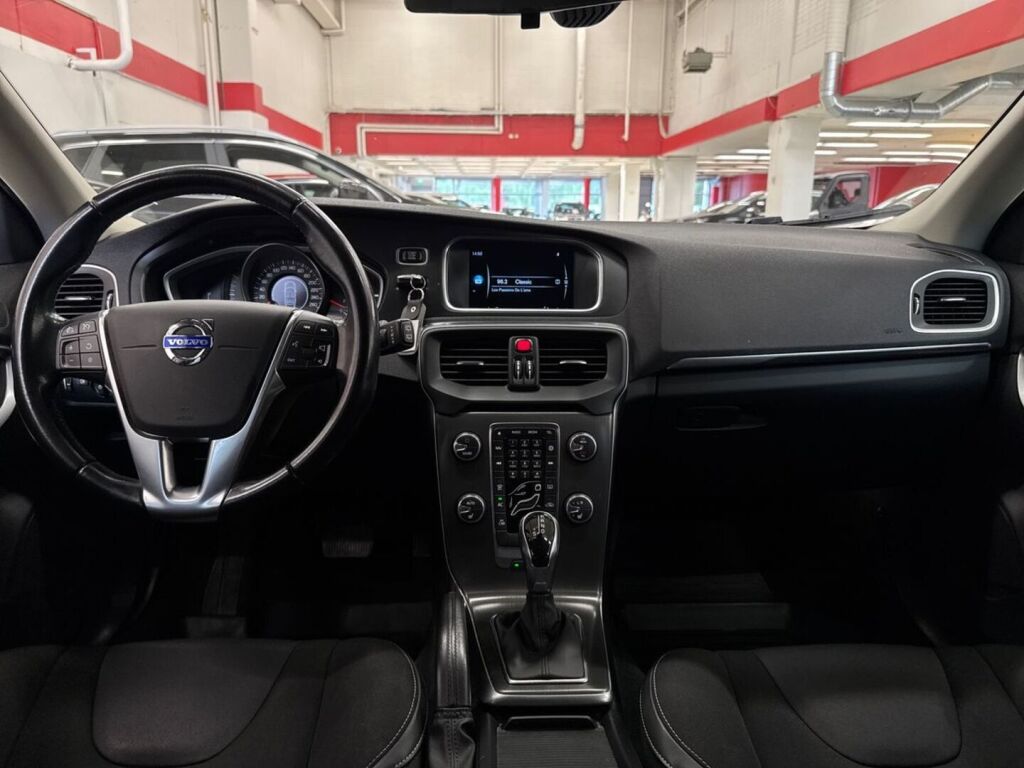 Volvo V40 2014 Harmaa