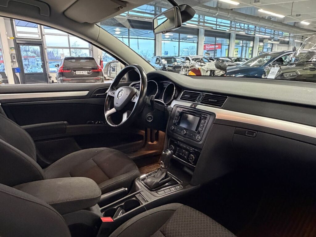 Skoda Superb 2014 Ruskea (beige)