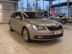 Skoda Superb 2014 Ruskea (beige)