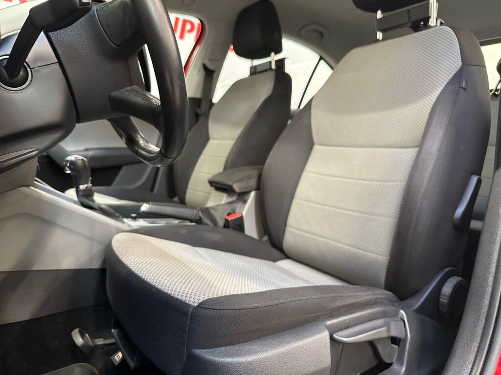 Skoda Octavia 2014 Punainen