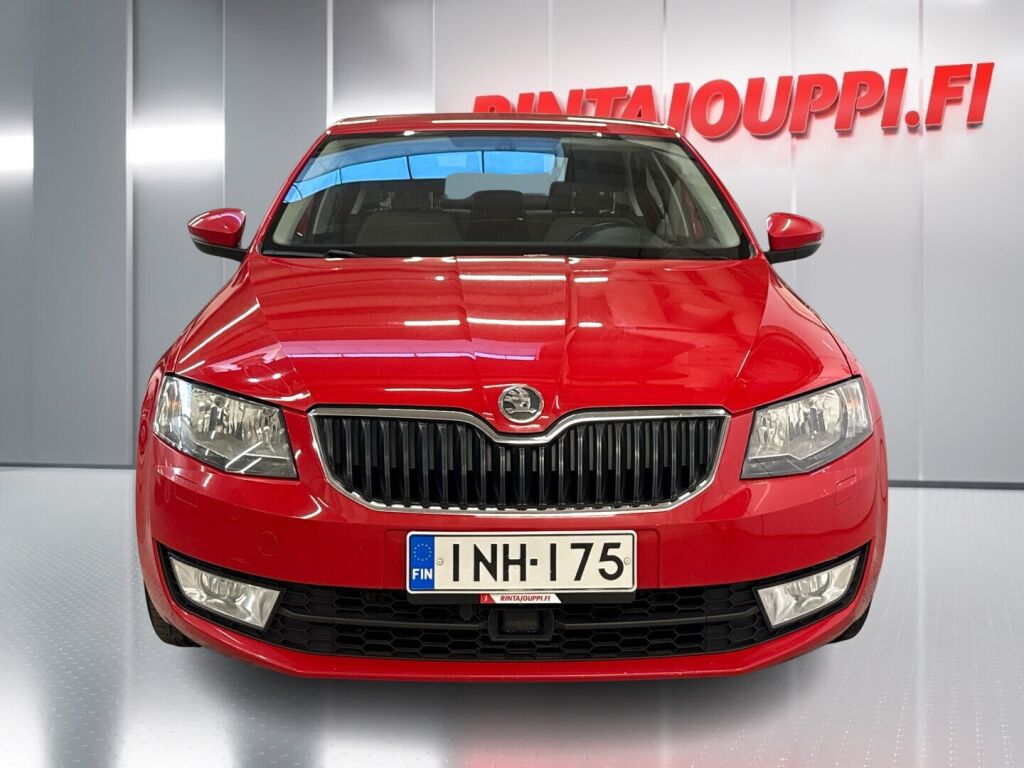 Skoda Octavia 2014 Punainen