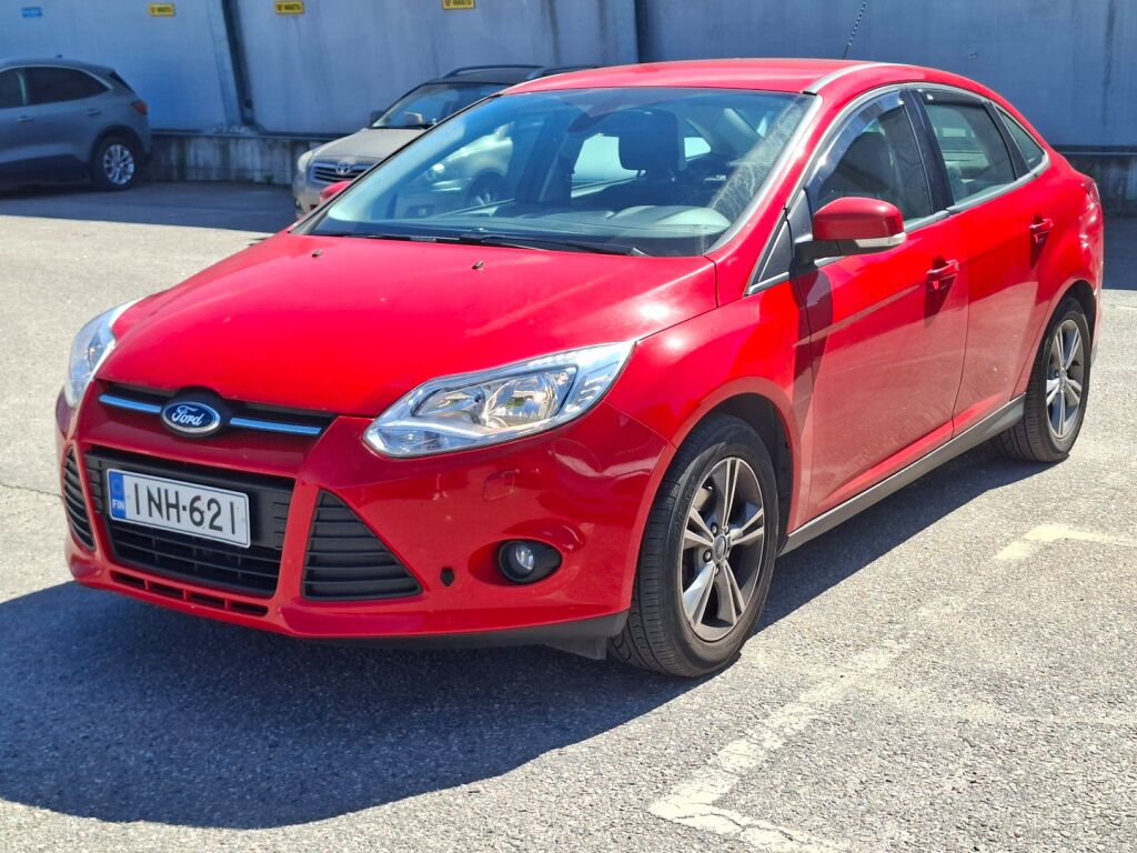 Ford Focus 2014 Punainen