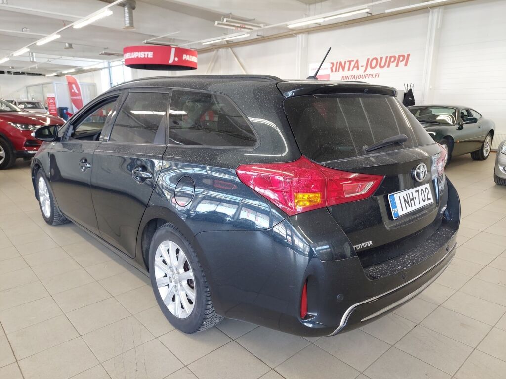 Toyota Auris 2014 Harmaa