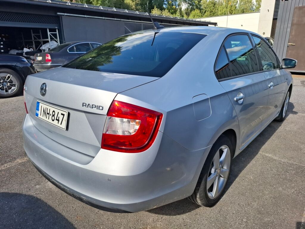 Skoda Rapid 2014 Hopea