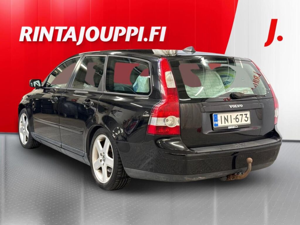Volvo V50 2005 Musta