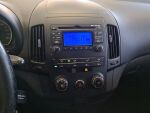 Hyundai i30 2010 Punainen