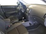 Hyundai i30 2010 Punainen