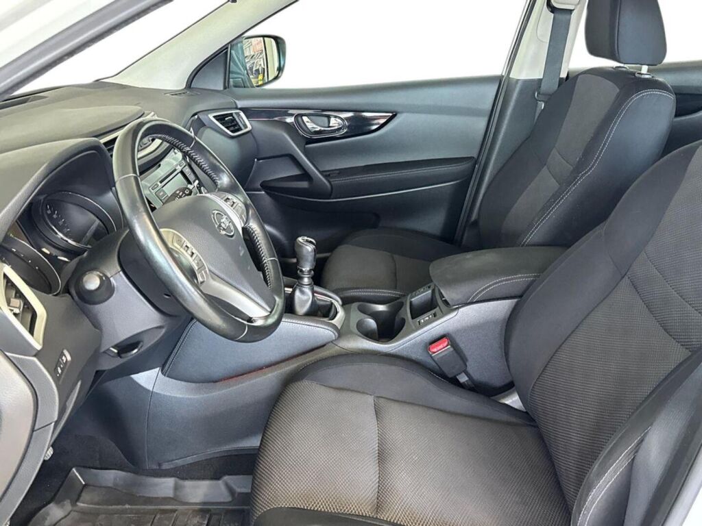 Nissan Qashqai 2014 Valkoinen