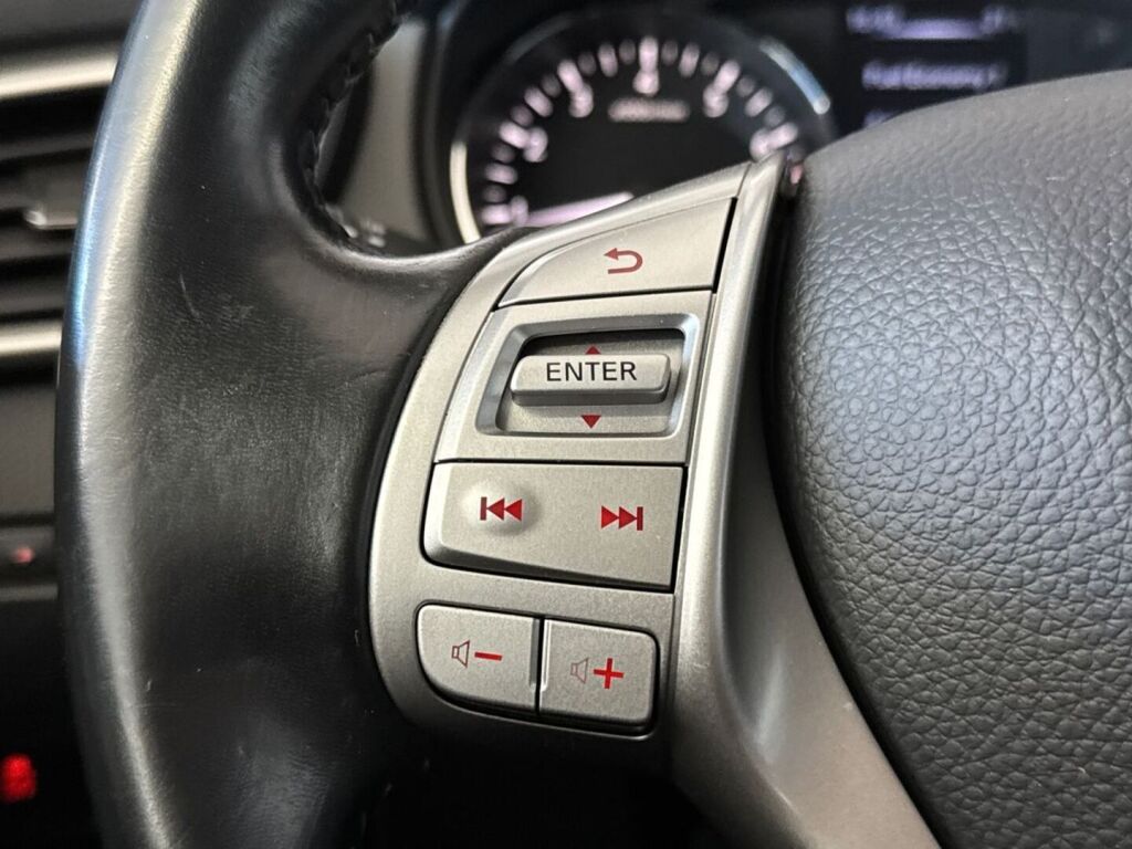 Nissan Qashqai 2014 Valkoinen