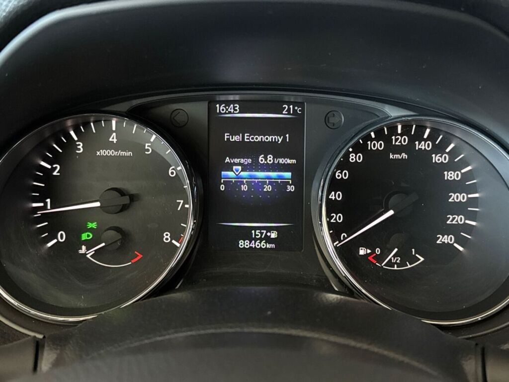 Nissan Qashqai 2014 Valkoinen
