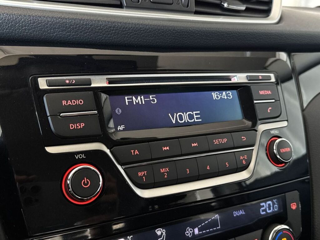 Nissan Qashqai 2014 Valkoinen