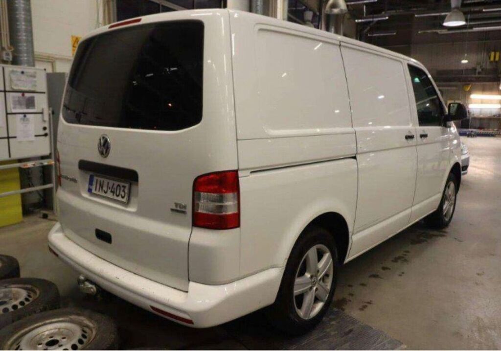 Volkswagen Transporter 2014 Valkoinen