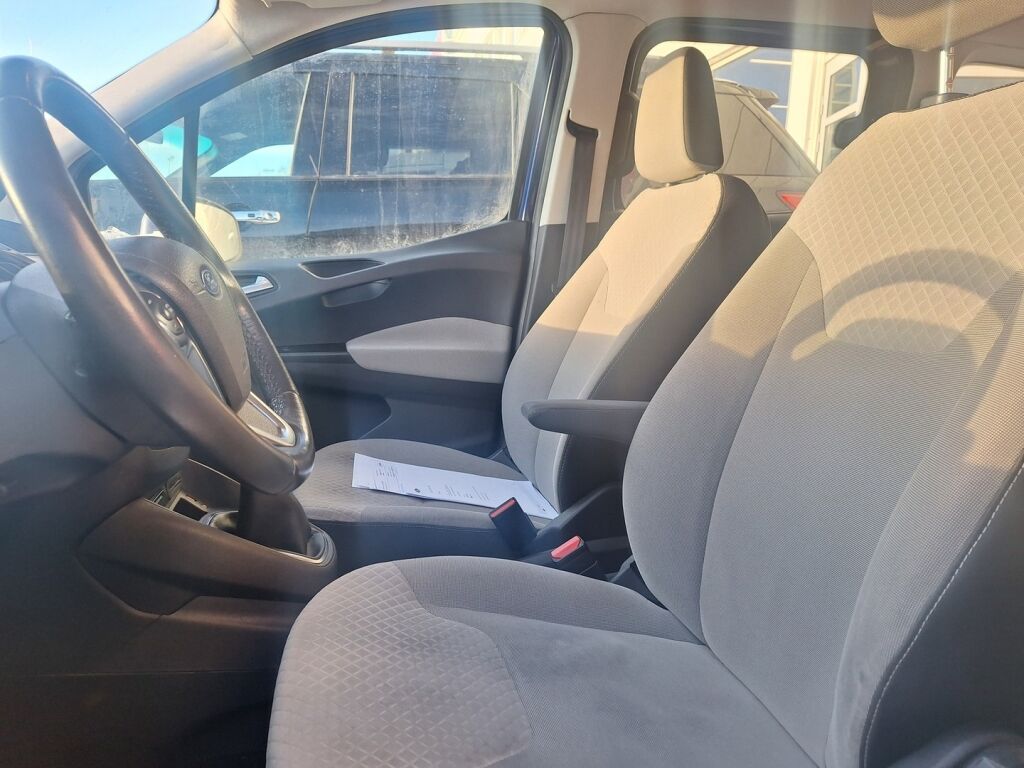 Ford Tourneo Courier 2015 Sininen