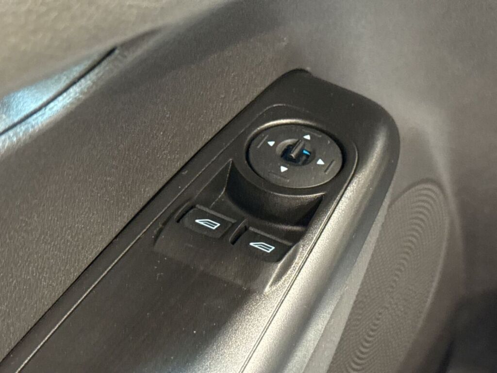 Ford Tourneo Courier 2016 Harmaa