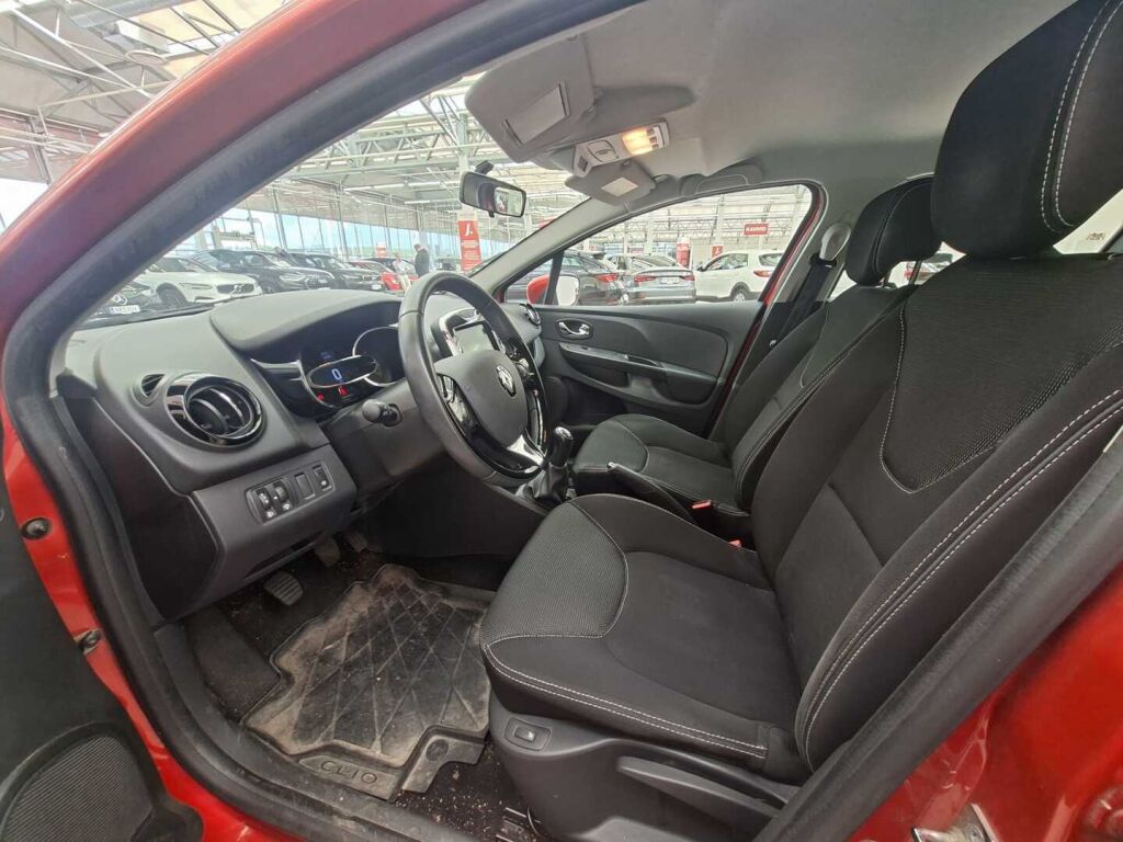 Renault Clio 2014 Punainen