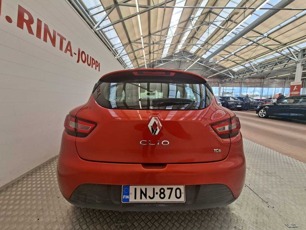 Renault Clio 2014 Punainen