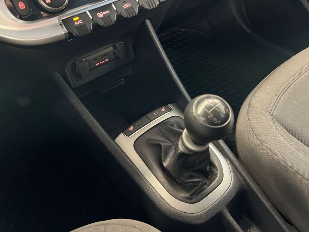 Kia Rio 2014 Sininen