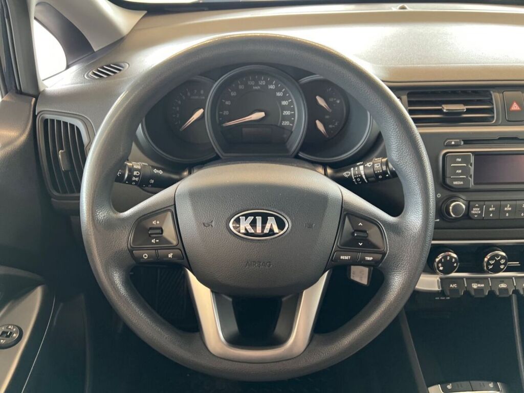 Kia Rio 2014 Sininen