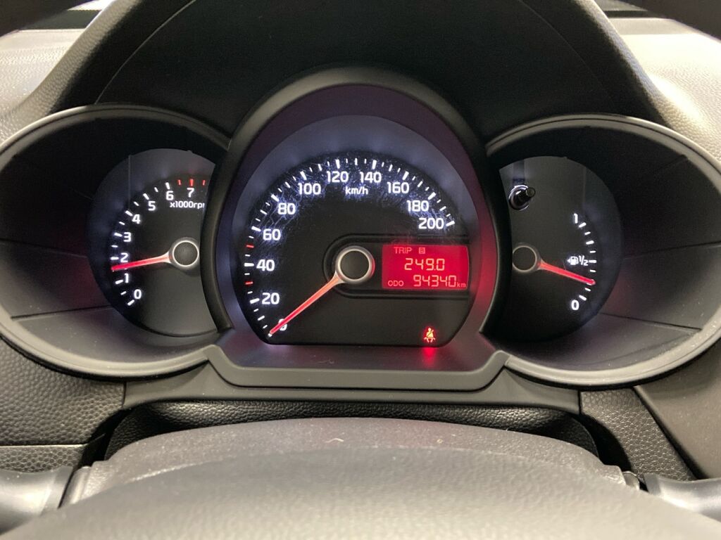 Kia Picanto 2015 Valkoinen