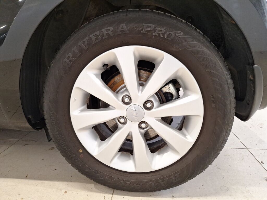 Kia Rio 2015 Musta