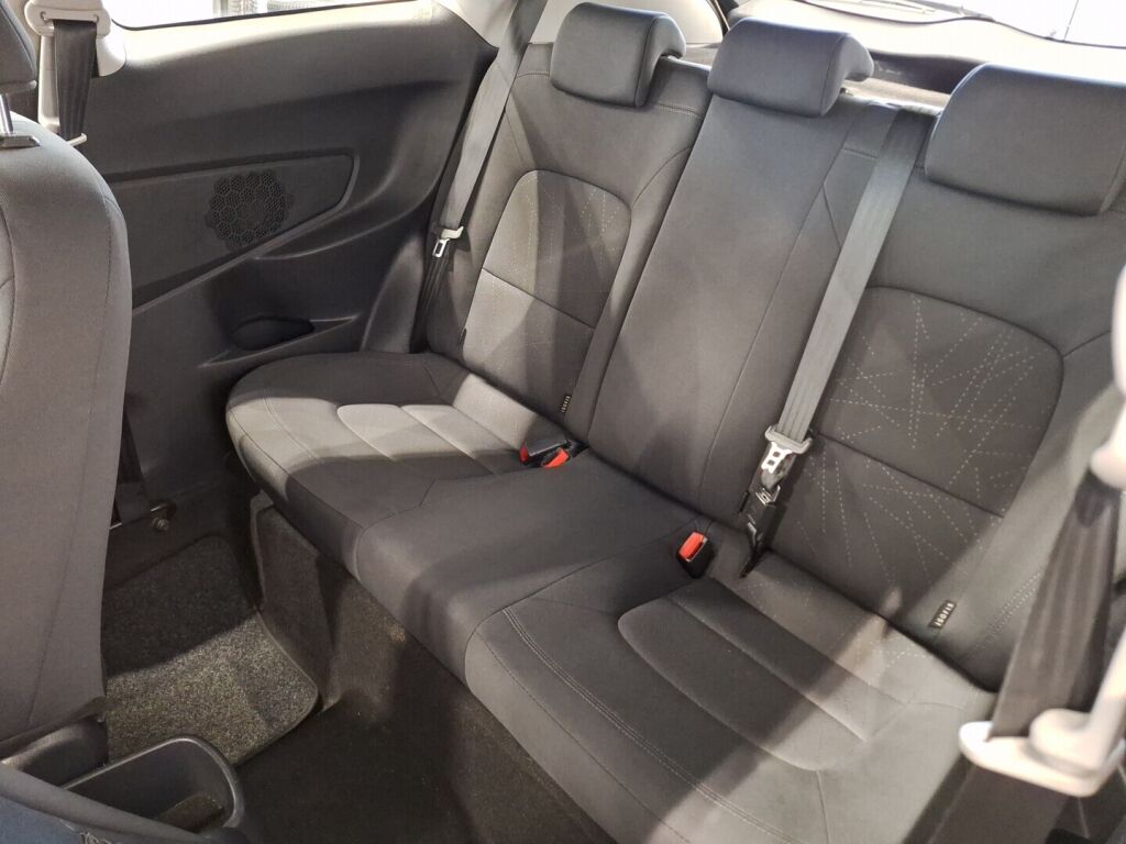 Kia Rio 2015 Musta