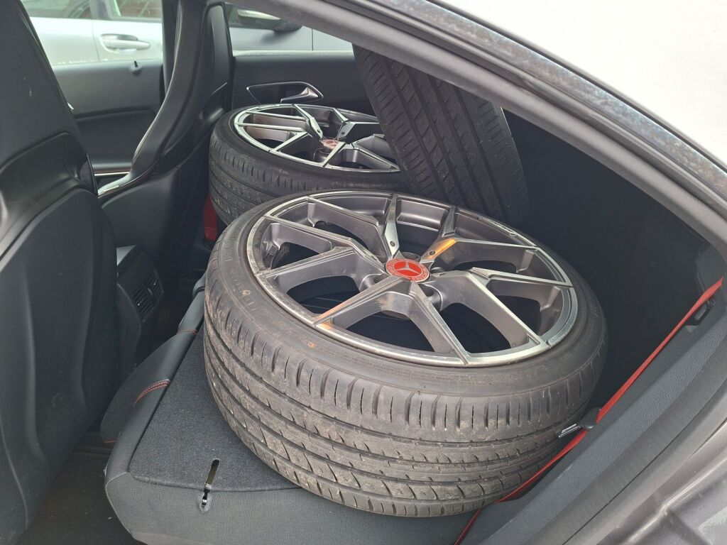 Mercedes-Benz CLA 2014 Harmaa