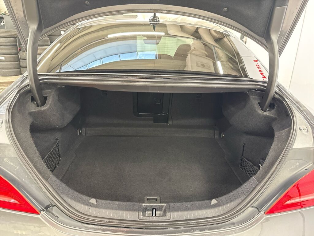 Mercedes-Benz CLA 2014 Harmaa