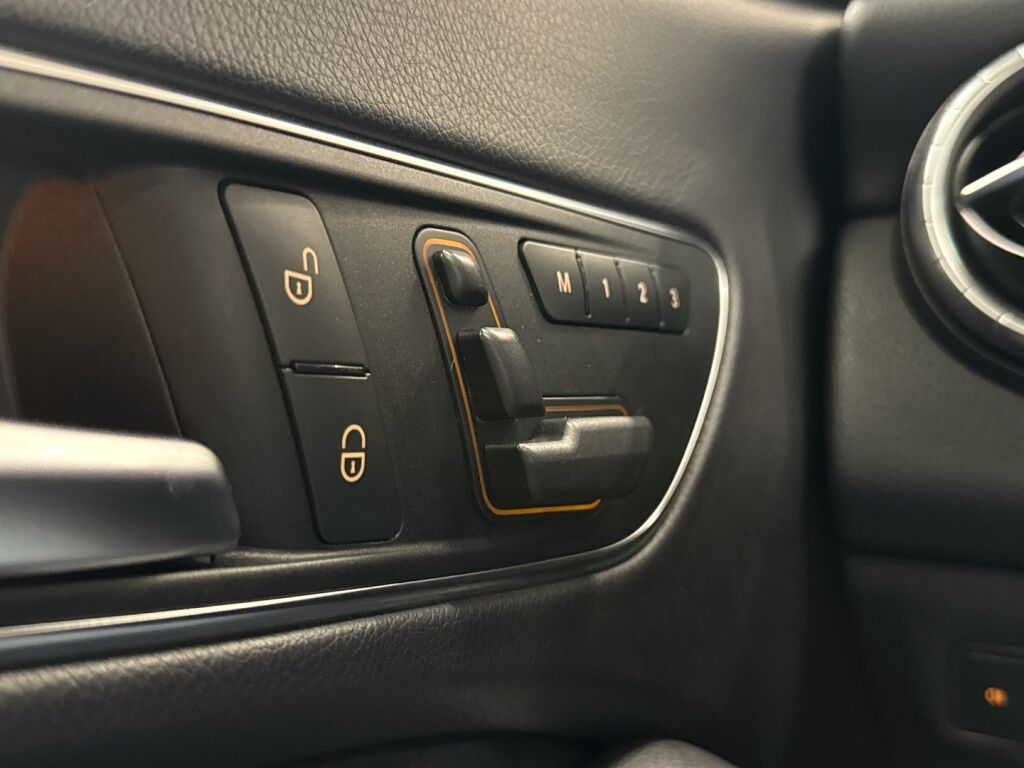 Mercedes-Benz CLA 2014 Harmaa